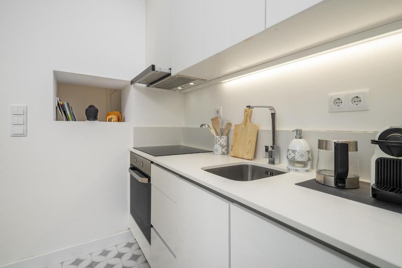 Whome Chic 1-Bed W/ Patio Perfect To Explore ลิสบอน ภายนอก รูปภาพ
