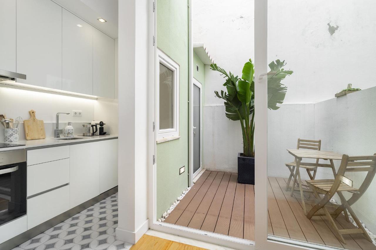 Whome Chic 1-Bed W/ Patio Perfect To Explore ลิสบอน ภายนอก รูปภาพ