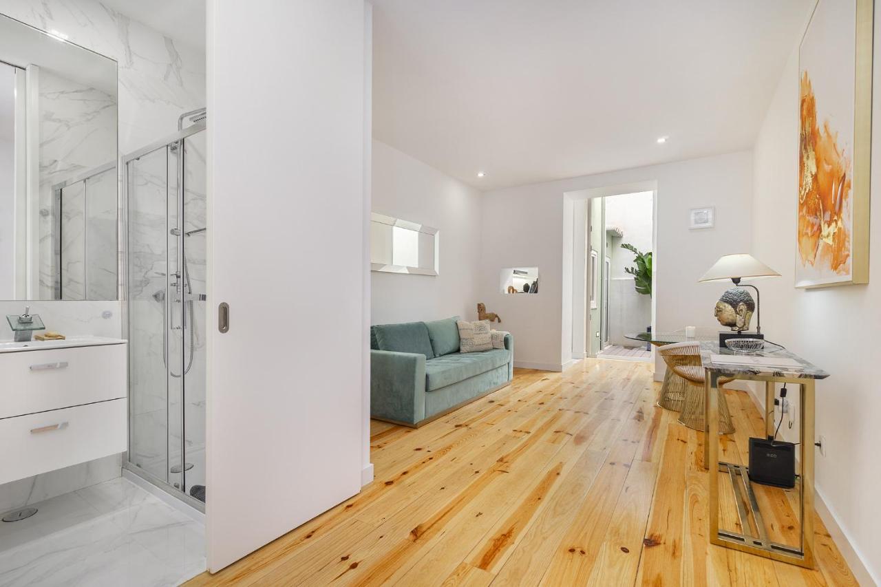 Whome Chic 1-Bed W/ Patio Perfect To Explore ลิสบอน ภายนอก รูปภาพ